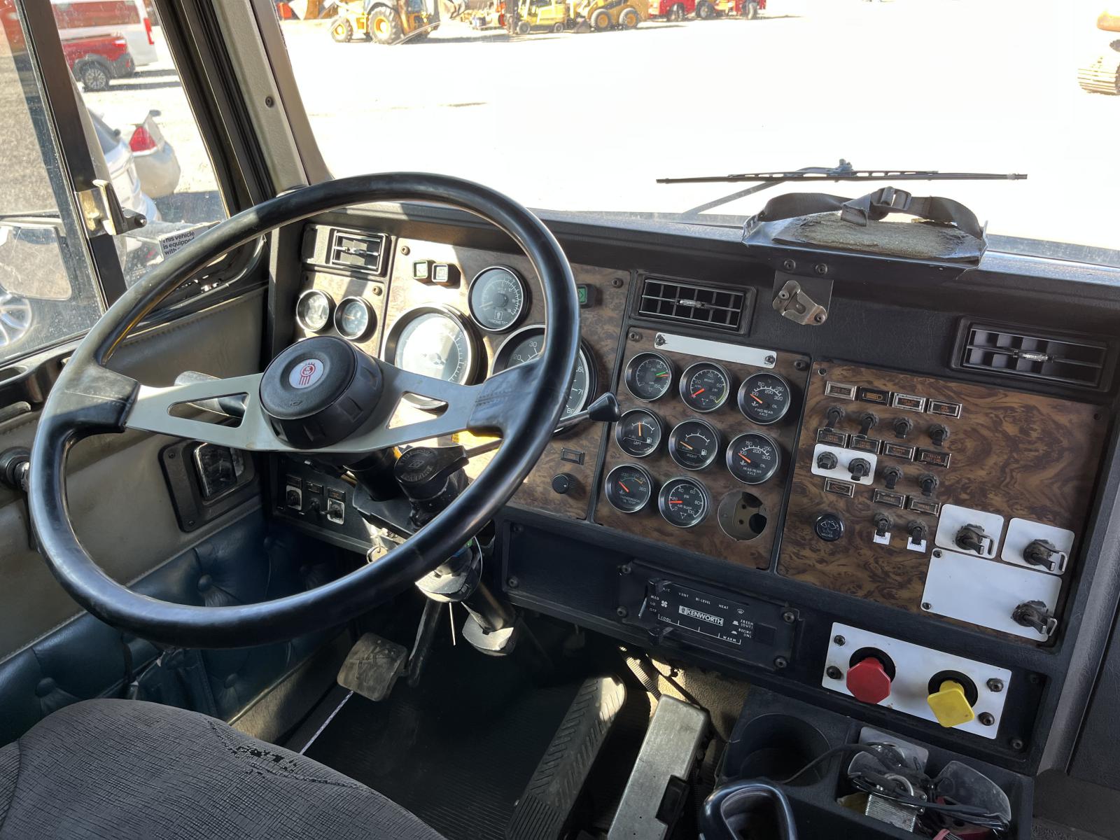 ./imagenes/INVOICE/2019/17622/KENWORTH T600 (11).JPG